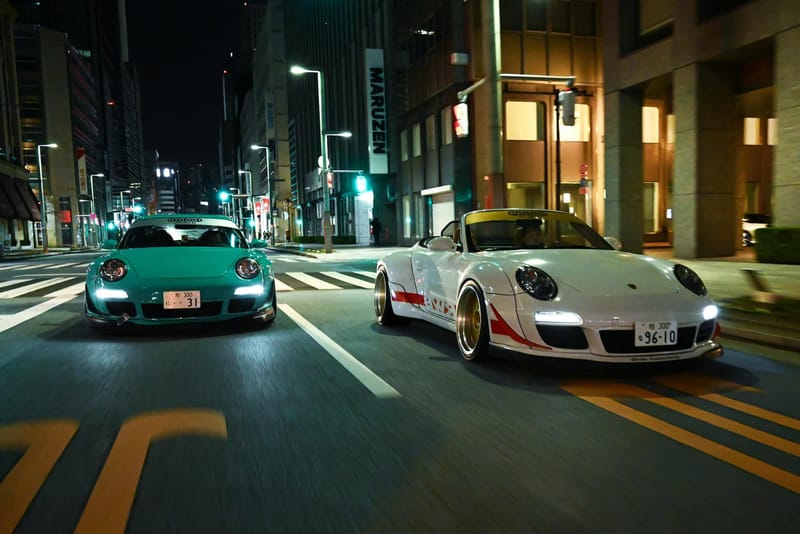 Bella and another RWB cruising Tokyo